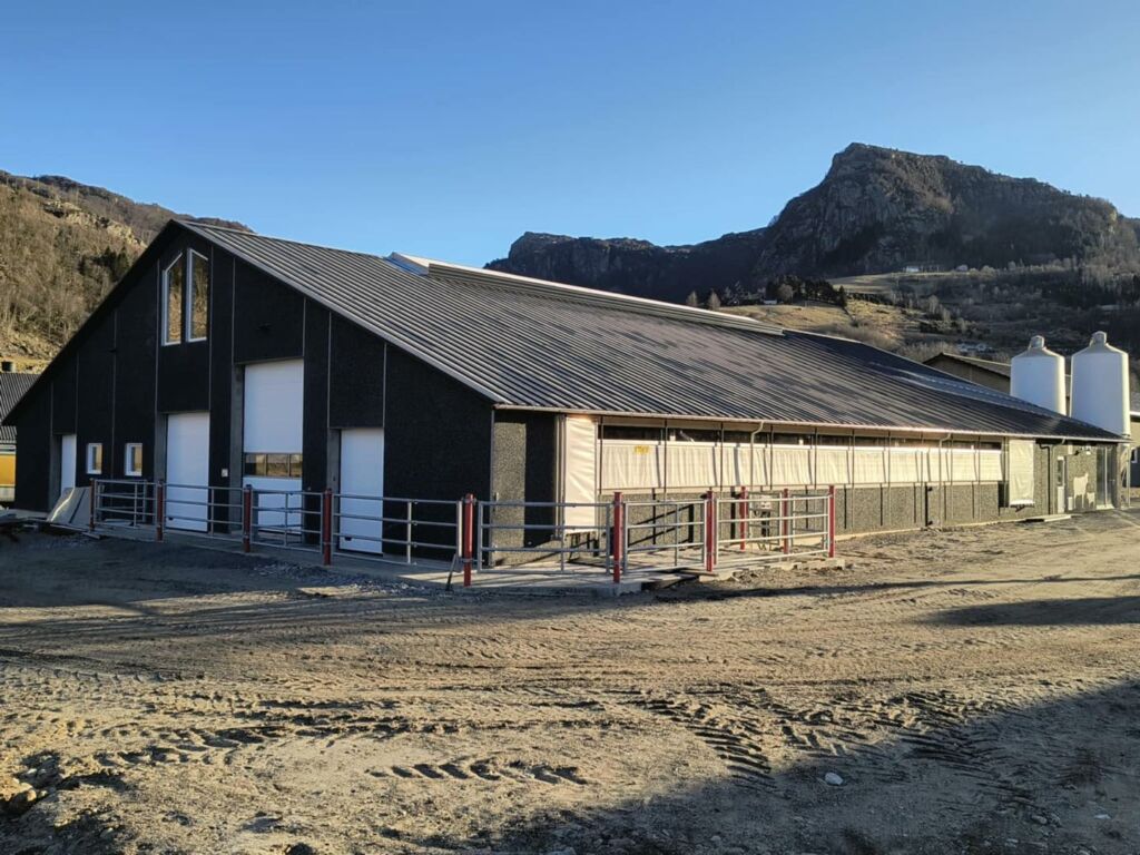 May Sissel og Sveinar Vadla i Årdal, februar 2025