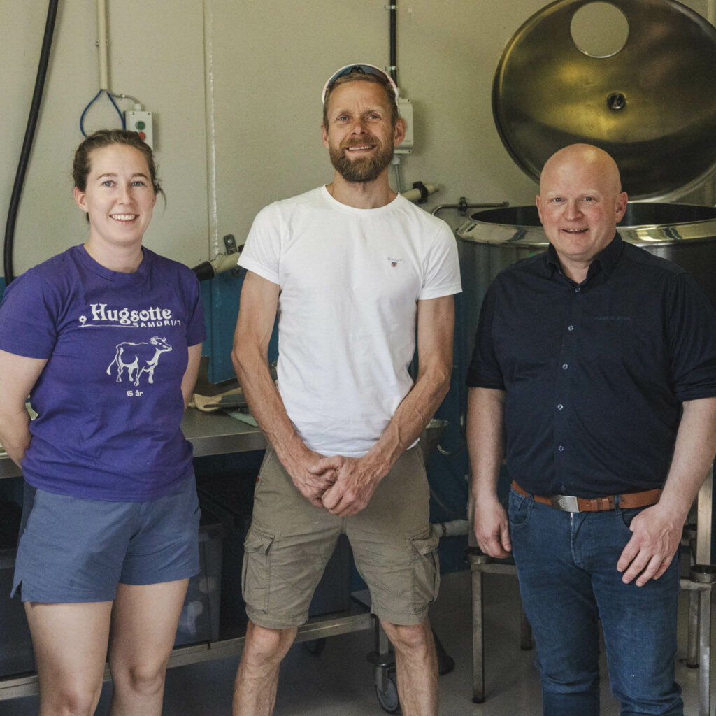 Hugsotte Gardsmjølk ved Synne Rustad og Kjell Erik Galde, samt Arne Borgenesset fra Fjøssystemer
